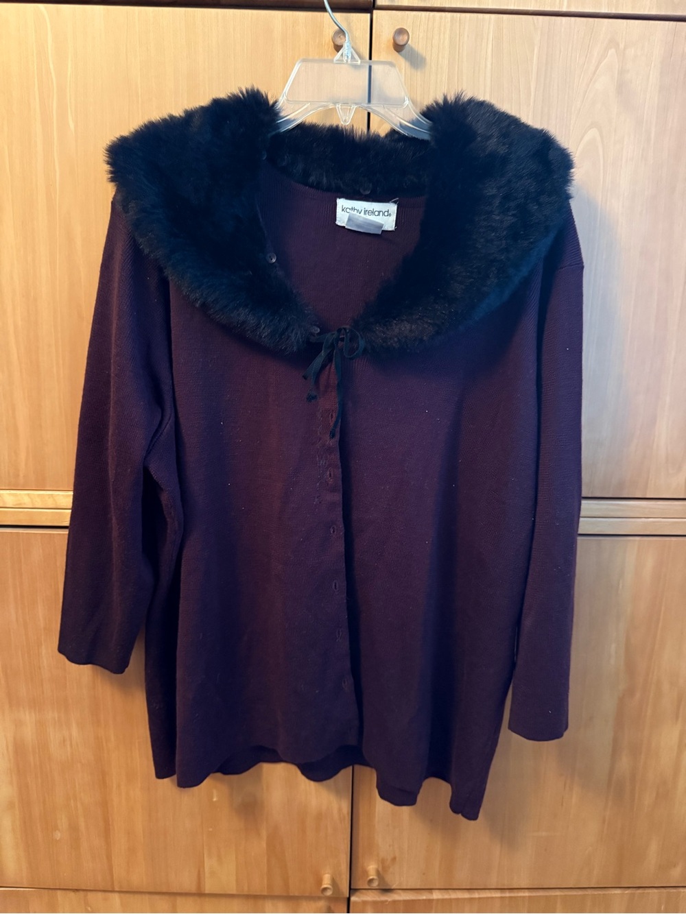 kathy ireland Faux Fur Collar Button-Front Cardigan in Plum